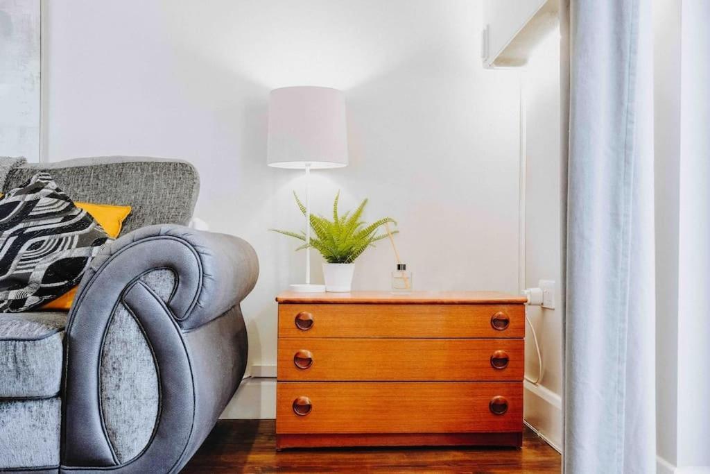 Smart-Home In Original Victorian Building Bristol Exteriér fotografie