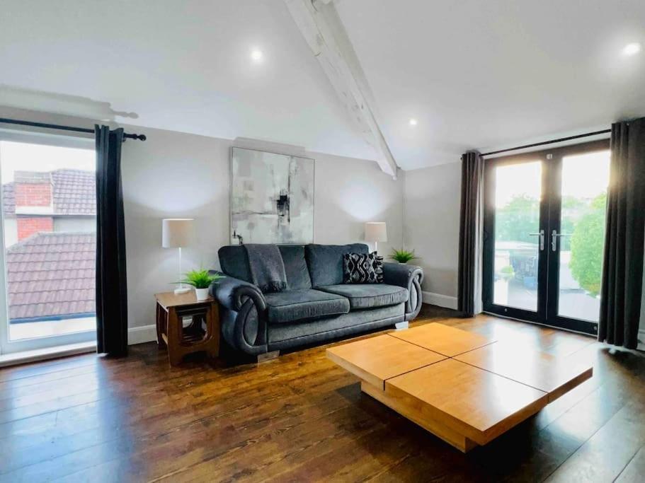 Smart-Home In Original Victorian Building Bristol Exteriér fotografie